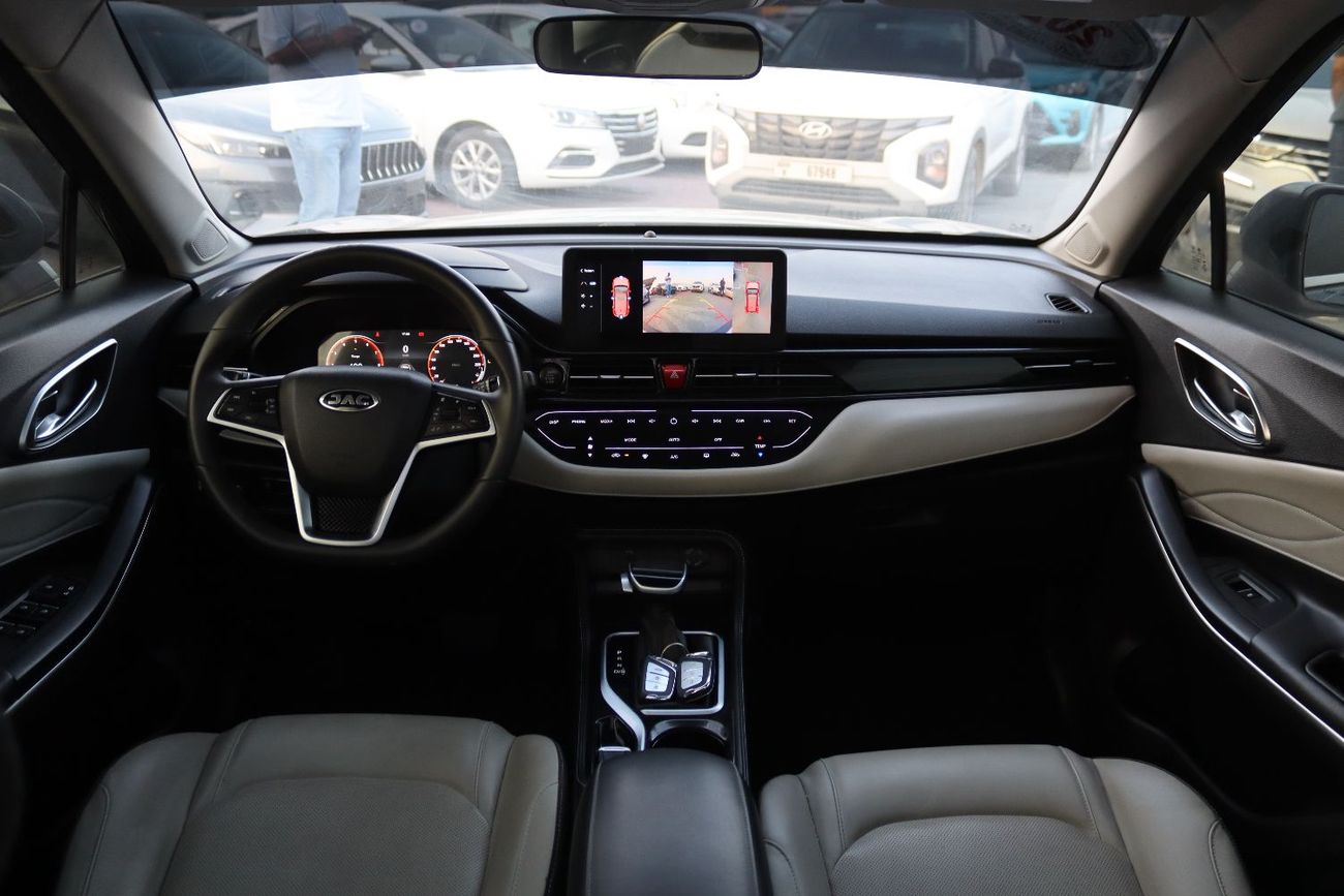 JAC JS4 JAC JS4 - 2023  - GCC - Accident-Free - 1.5L  - Low Mileage - Excellent Condition