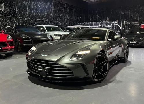 Aston Martin Vantage Standard V8