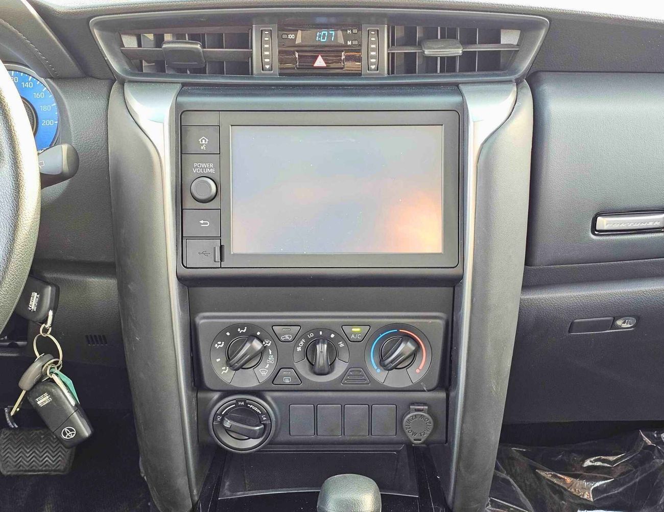 Toyota Fortuner EXR 2.7L V4 PETROL | ALLOY RIMS | MANUAL A/C | 4WD | CODE # G GRAY