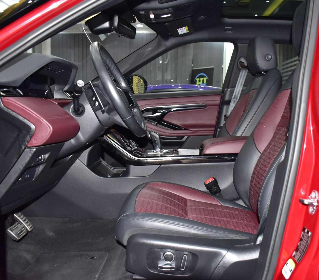 Land Rover Range Rover Evoque R-DYNAMIC HSE P250 EXCELLENT DEAL for our Land Rover Range Rover Evoque R-Dynamic ( 2021 Model ) Red Color GCC Specs