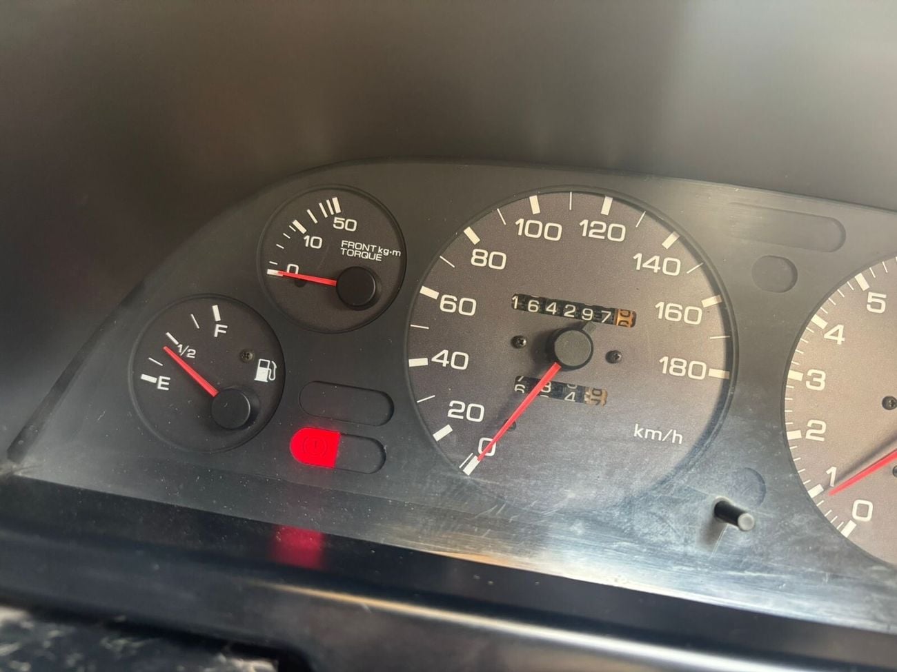 نيسان جي تي ار