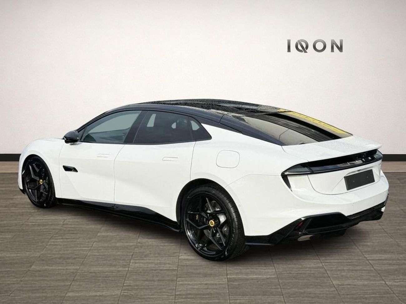 لوتس إيميا 600 102kWh GT Auto 4WD 5dr (Dual Motor) (EXPRT ONLY) RIGHT HAND DRIVE