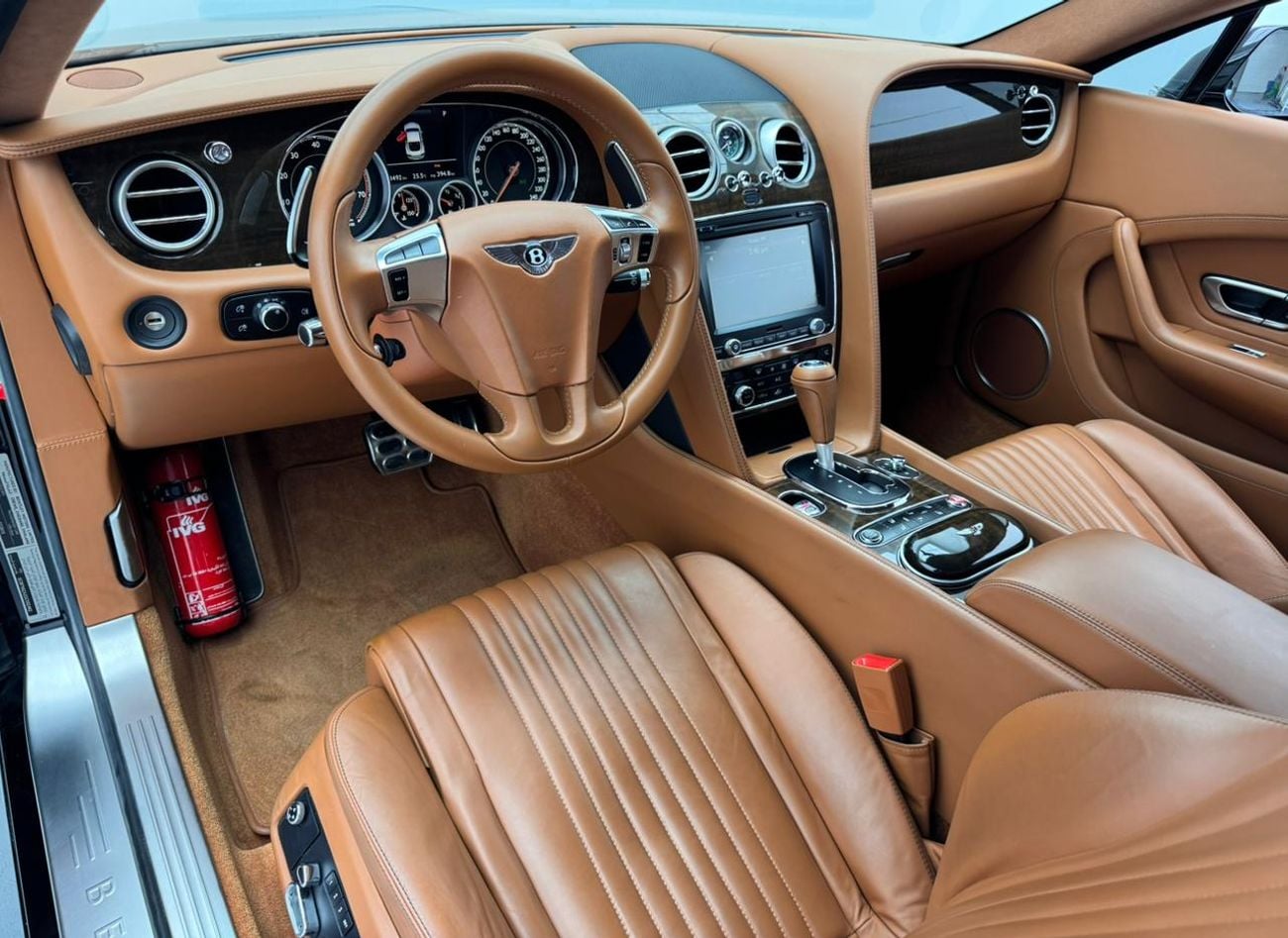 Bentley Continental GT 2016 Bentley Continental GT, Full Service History, Excellent Condition, GCC