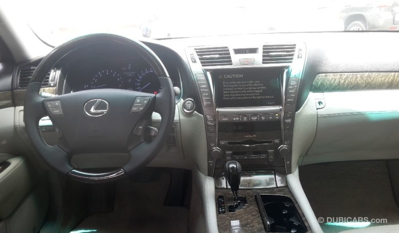 Lexus LS460