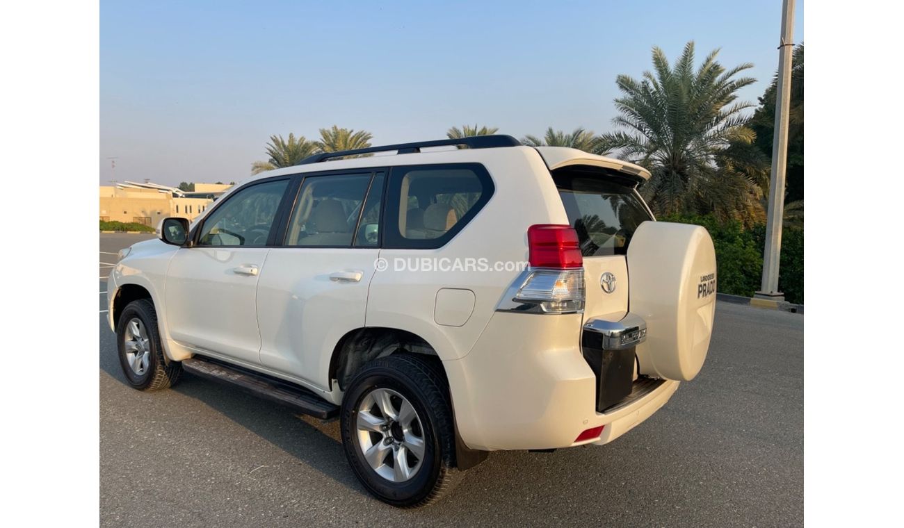 Toyota Prado TOYOTA PRADO Model 2011 GCC  option Excellent Condition