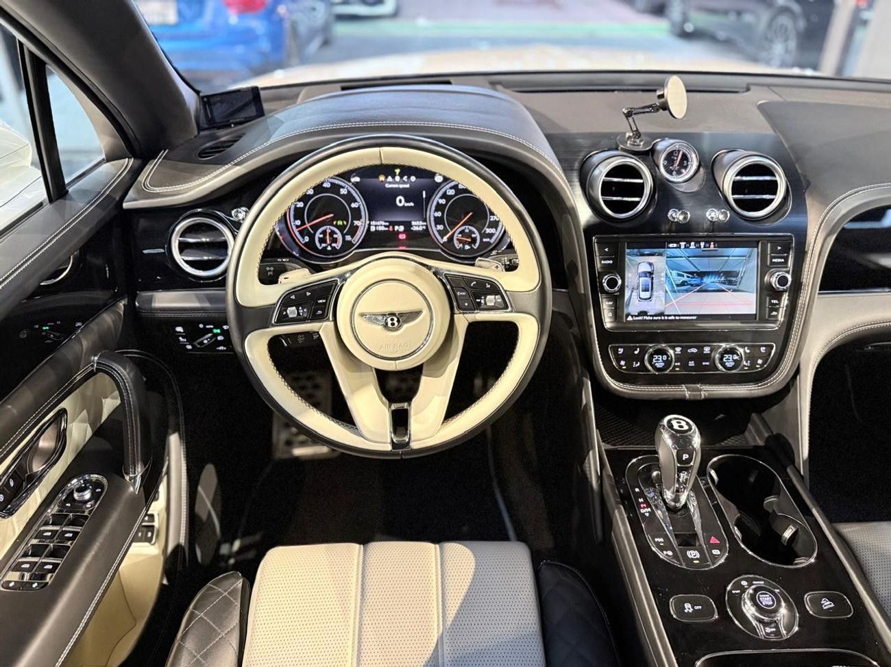 بنتلي بينتايجا Black Edition Bentley Bentayga 2019 مواصفات يابانية