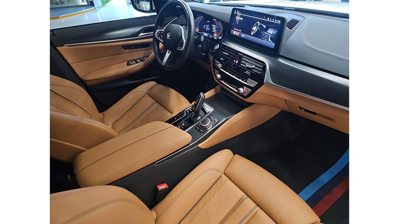 BMW 520i Std 2022 BMW 520 / Mint condition / just 10.000 km