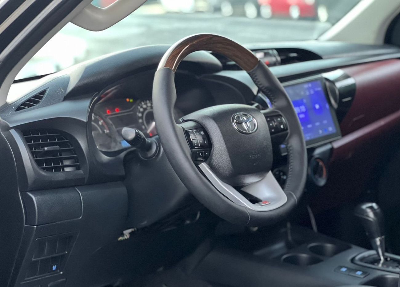 Toyota Hilux 2021 Modified GR Sport Black Edition - Trunk Cover -  2.7L V4 - AWD 4x4-360* CAM - Push