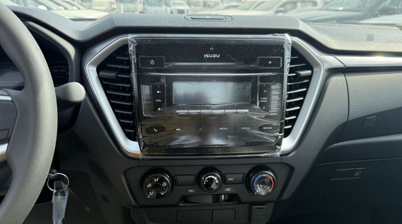 إيسوزو D ماكس Isuzu D-Max 1.9L Diesel MT 4x2 2026YM