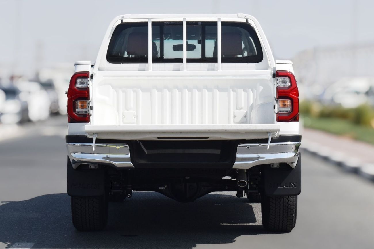 Toyota Hilux SR5 MT 2.7 PETROL