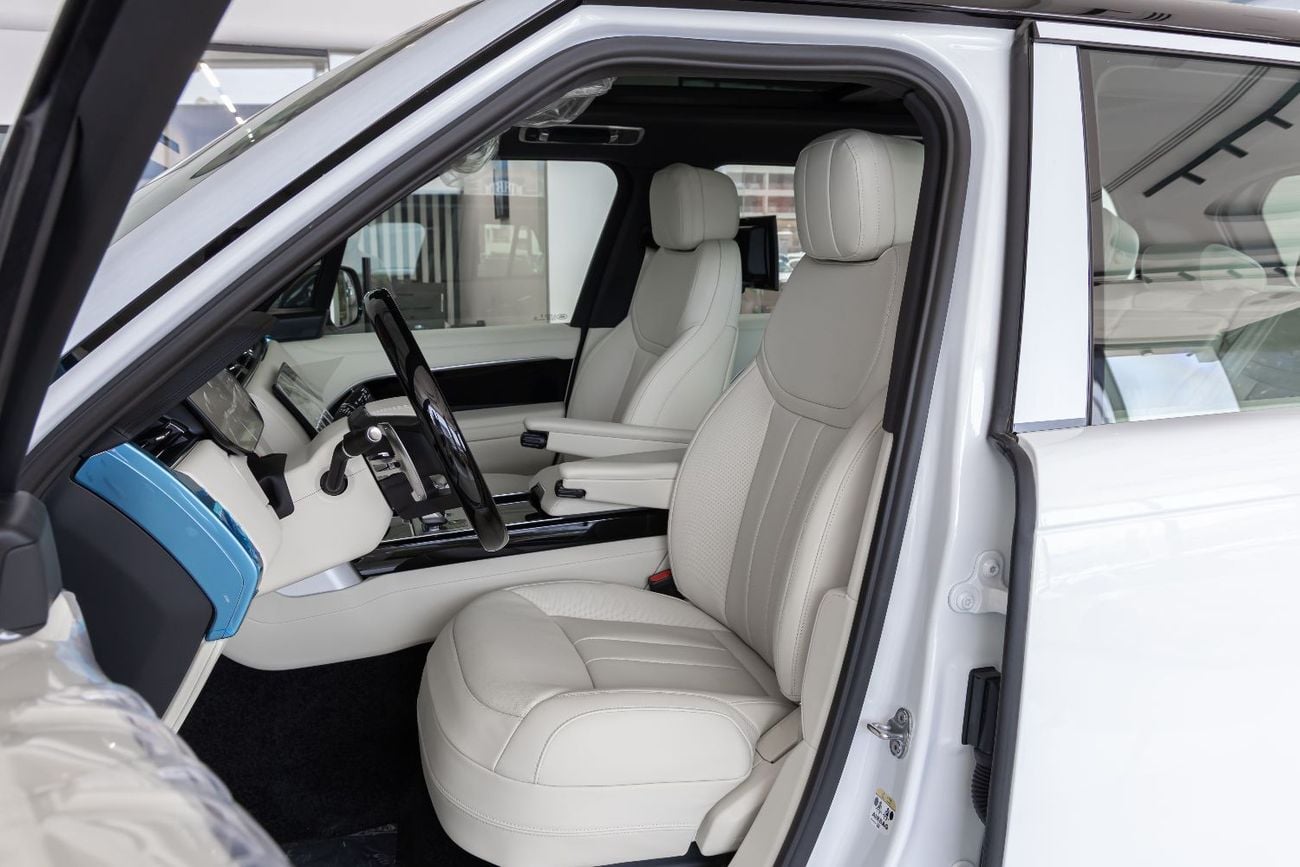 لاند روفر رينج روفر Land Rover | Range Rover Vogue | HSE P530 | Black Edition | GCC Specs | 2026  | ( EXPORT)