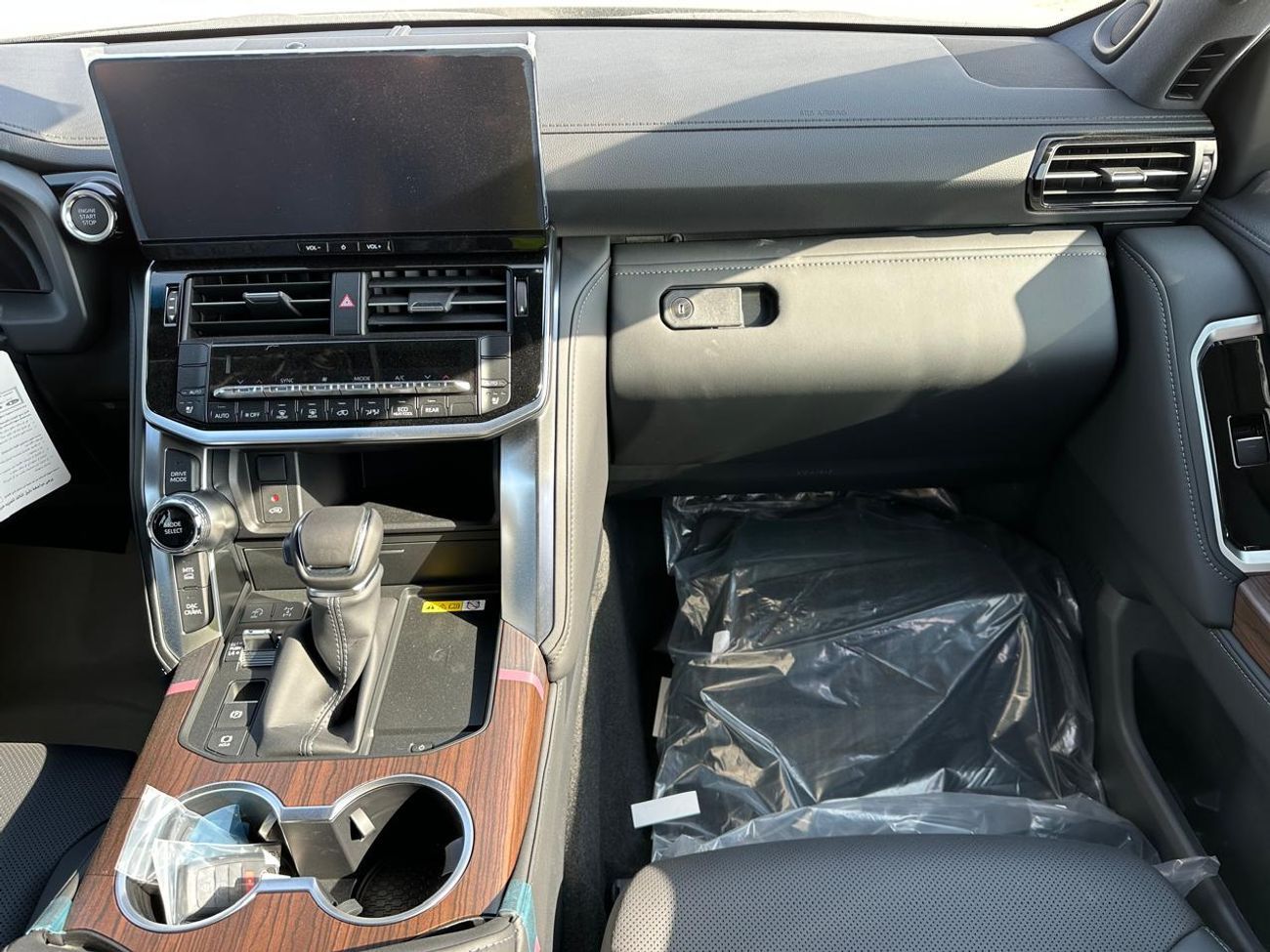 Toyota Land Cruiser GXR4 3.5L FULL OPTION