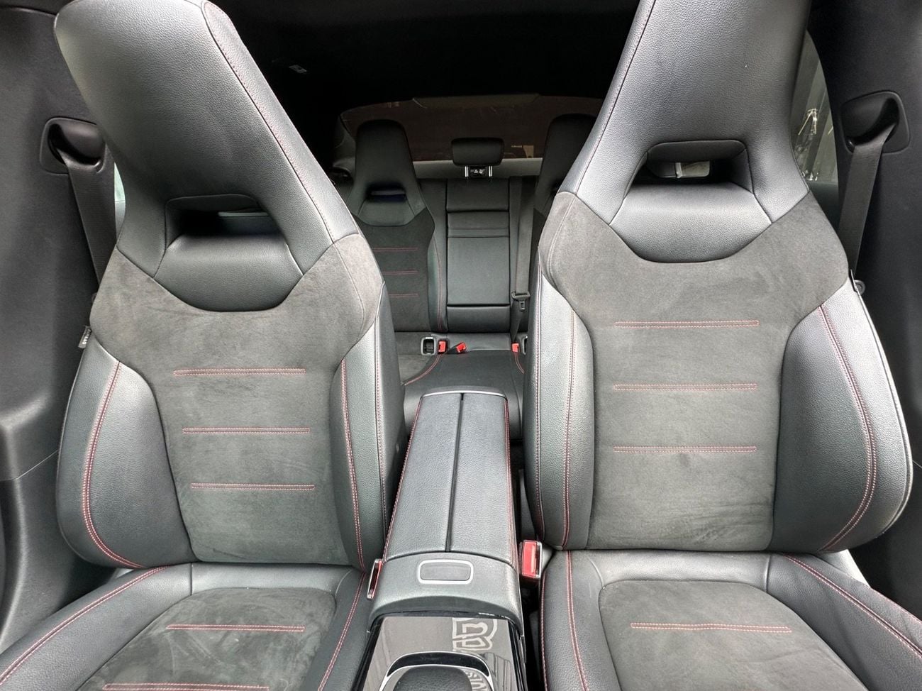 مرسيدس بنز CLA 250 4MATIC