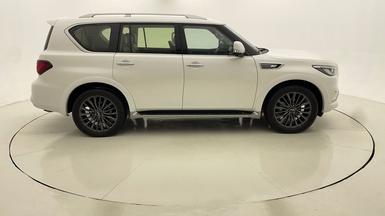 إنفينيتي QX80 LUXE 5.6 | بدون دفعة مقدمة | اختبار القيادة في المنزل