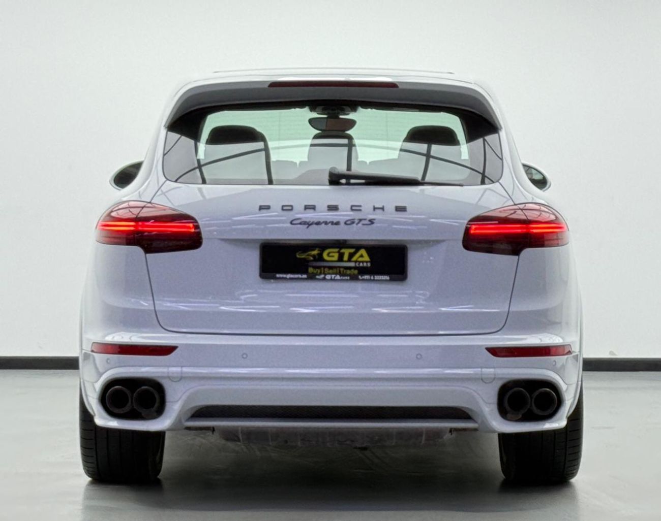 بورش كايان GTS 3.6L 2016 Porsche Cayenne GTS, Carbon Fiber Interior, Fully Loaded, Excellent Condition, GCC