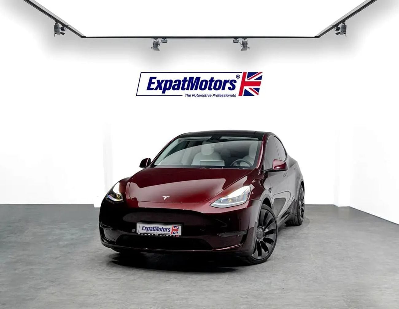 تسلا موديل Y Performance (AWD)