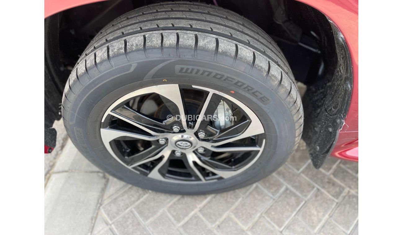 Toyota Land Cruiser VXR Vxr Toyota Landcruiser RHD Diesel engine model 2020 car very clean and good condition