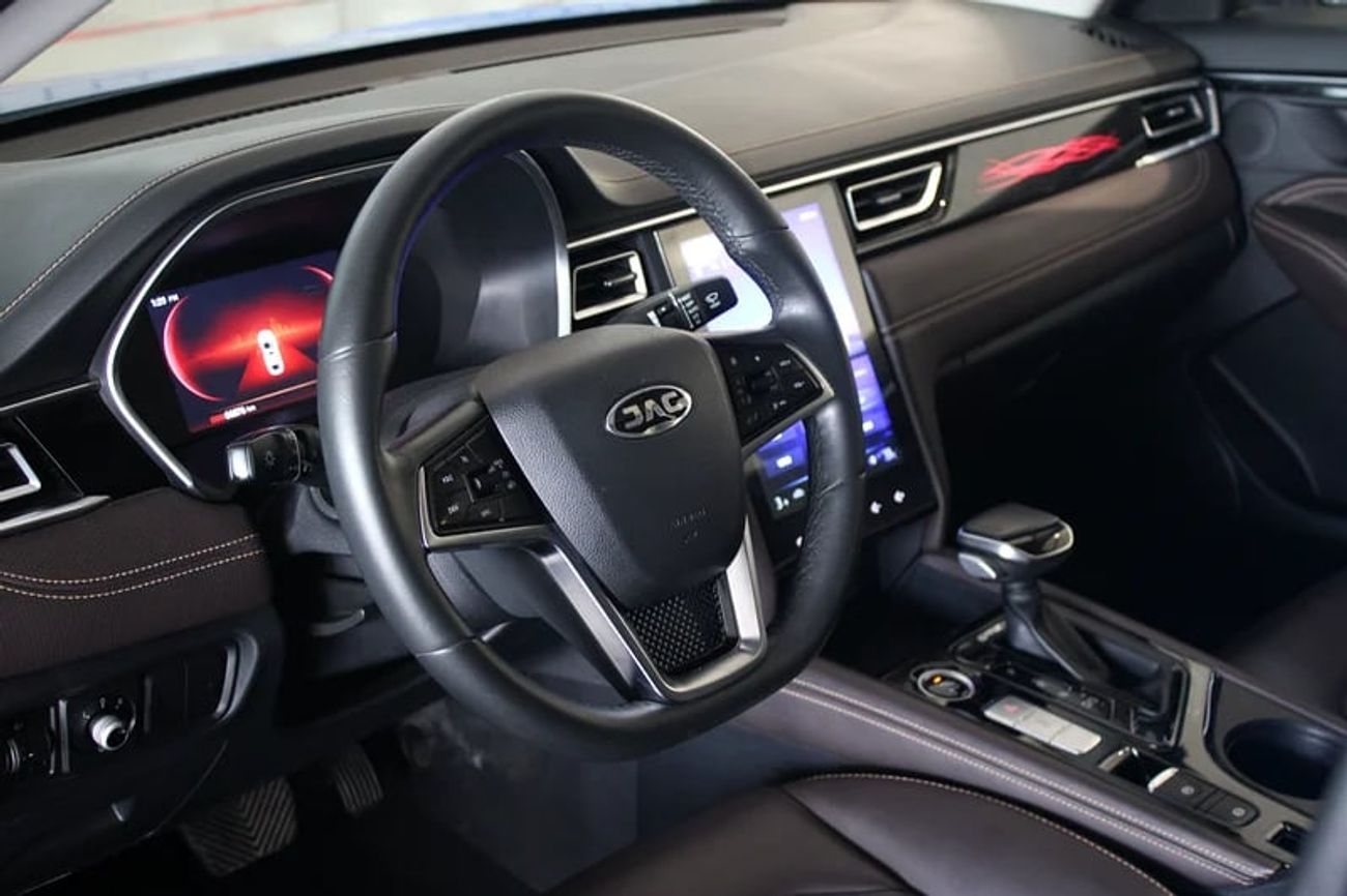 JAC J7 - GCC Specs | Low Mileage | Great Deal