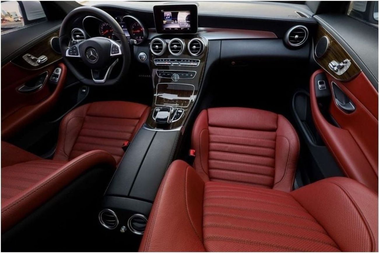 مرسيدس بنز C 200 كوبيه AMG