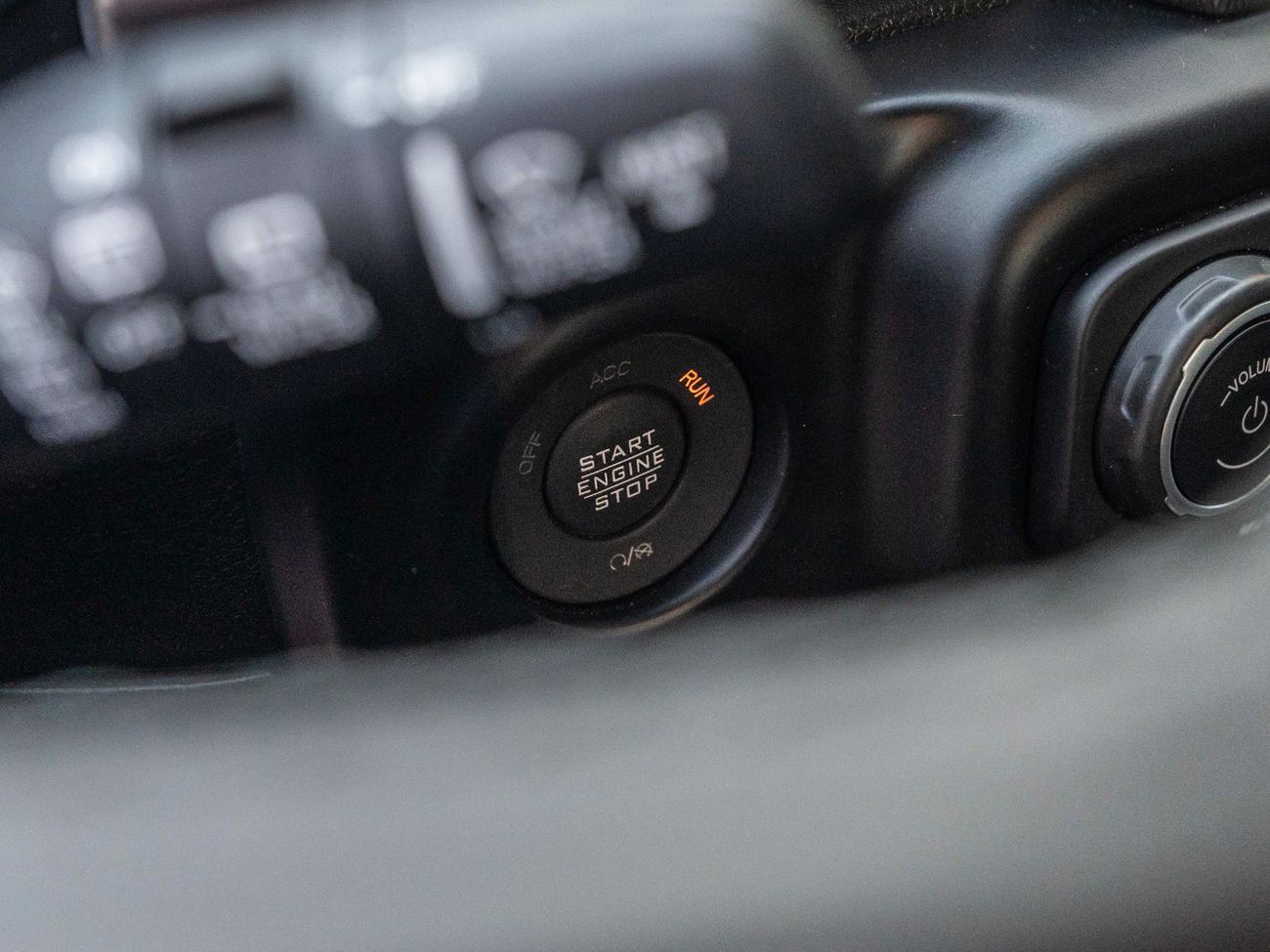 Jeep Wrangler Sport S 3.6L A/T