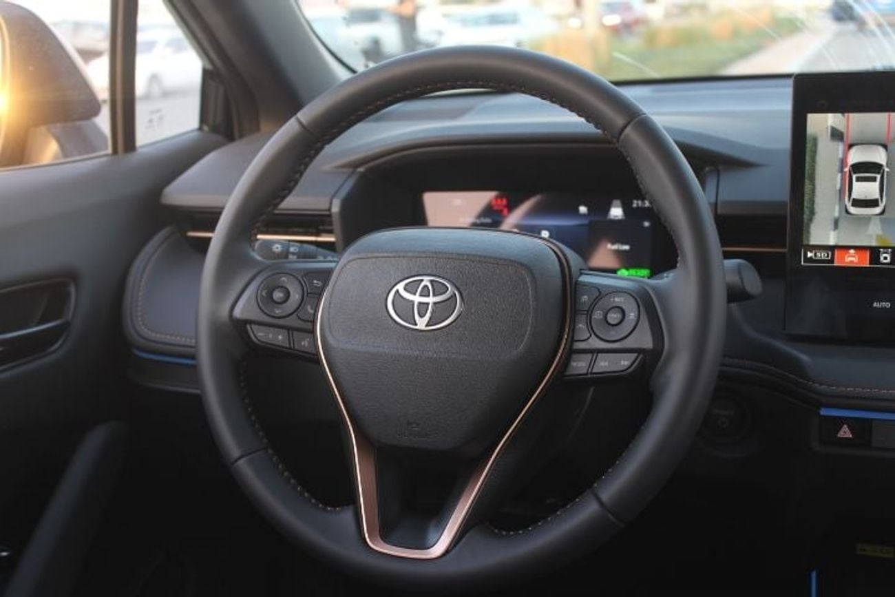 Toyota Frontlander Luxury Plus