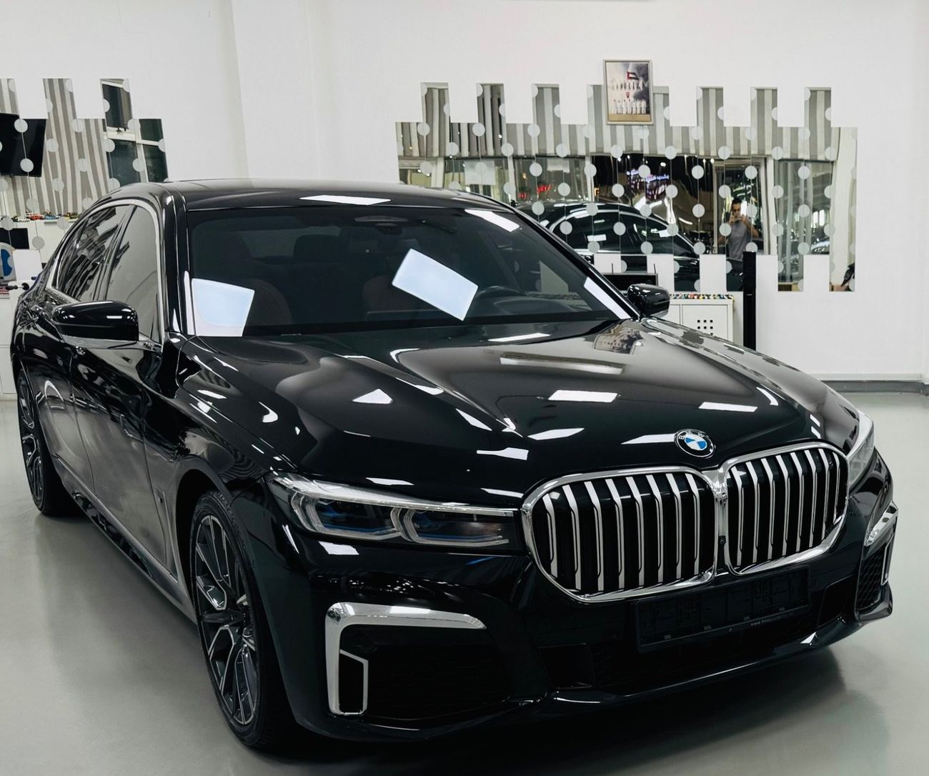 BMW 730Li Exclusive GCC .. FSH .. M kit .. Perfect Condition .. Warranty .