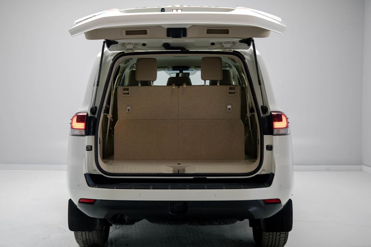 Toyota Land Cruiser LC300 EXR 3.3L - Pearl White Inside Beige | Export Price
