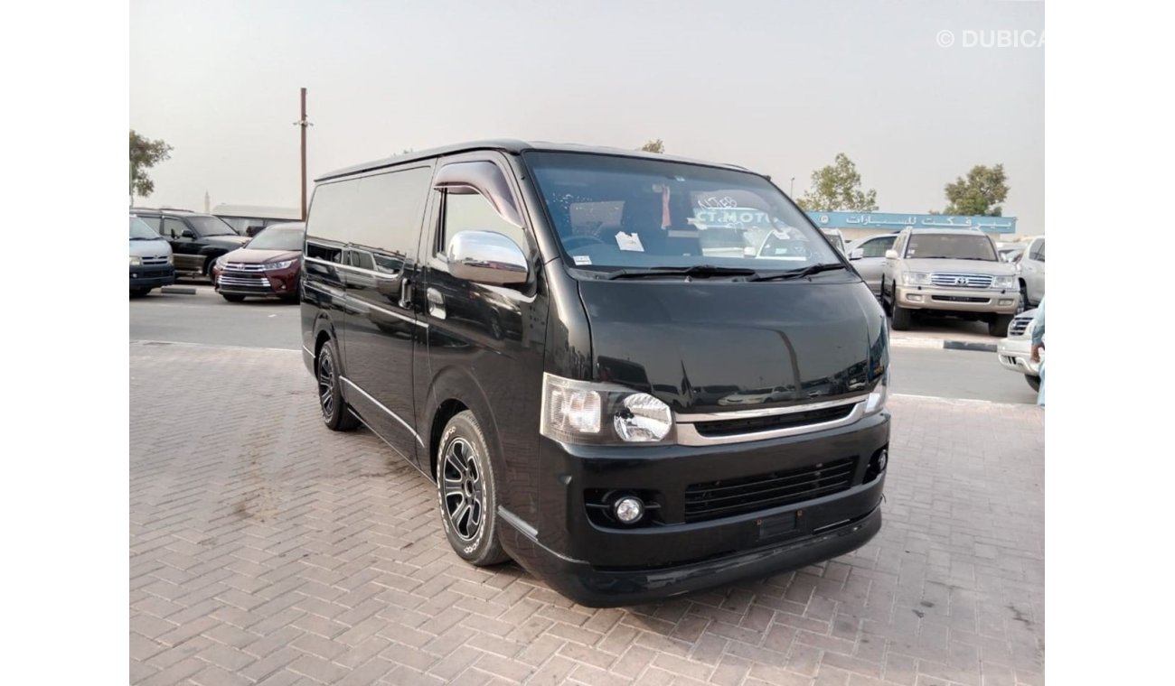 تويوتا هاياس TOYOTA HIACE VAN RIGHT HAND DRIVE   (PM1527)