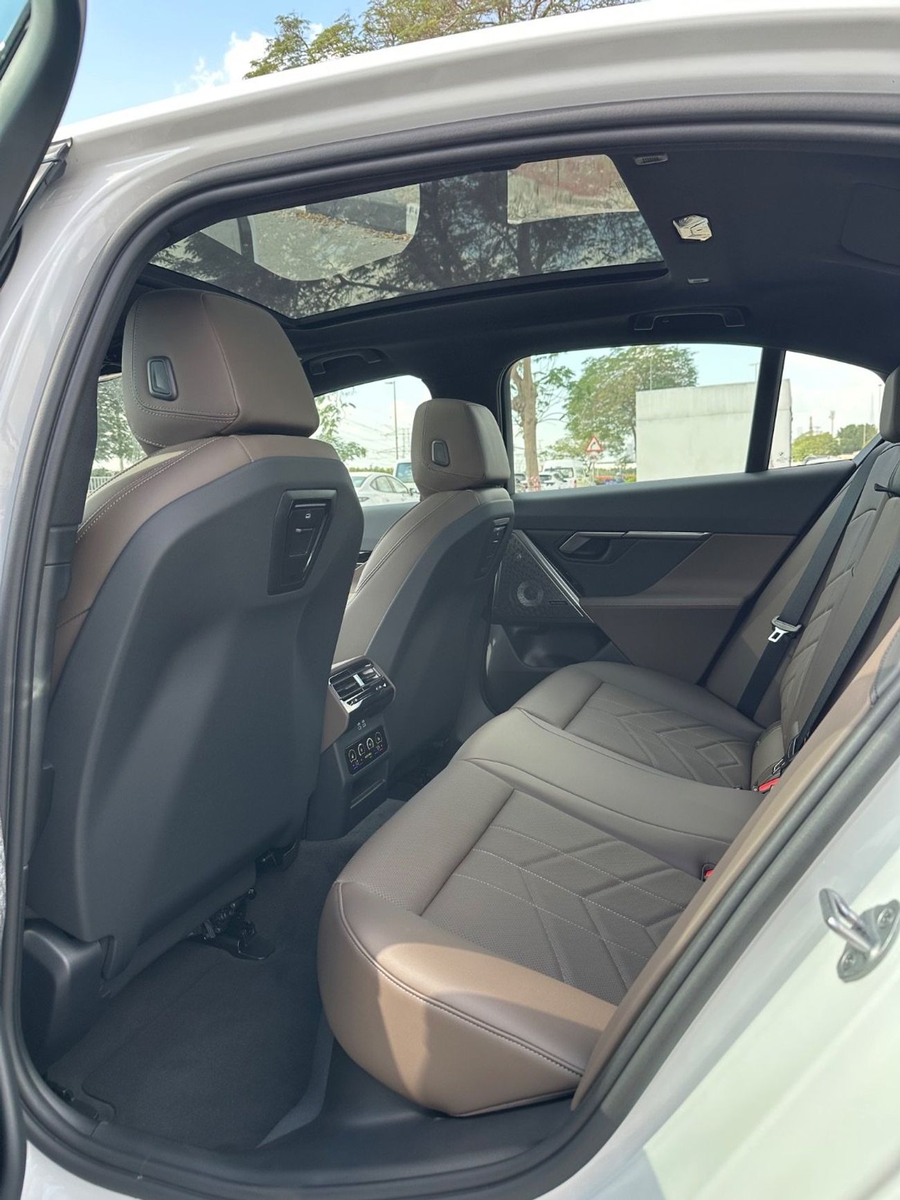 BMW 540i BRAND NEW Full Option