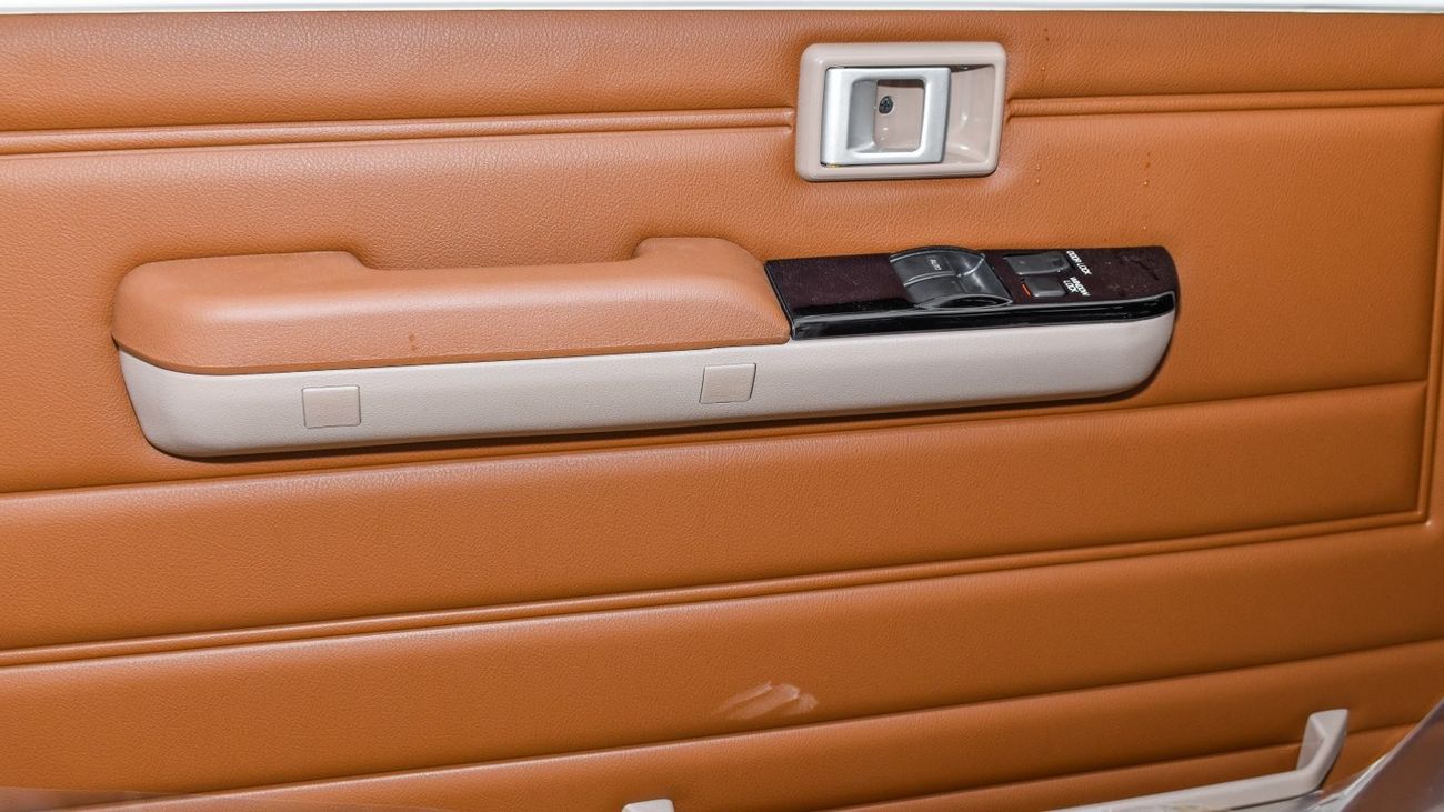 Toyota Land Cruiser Pick Up