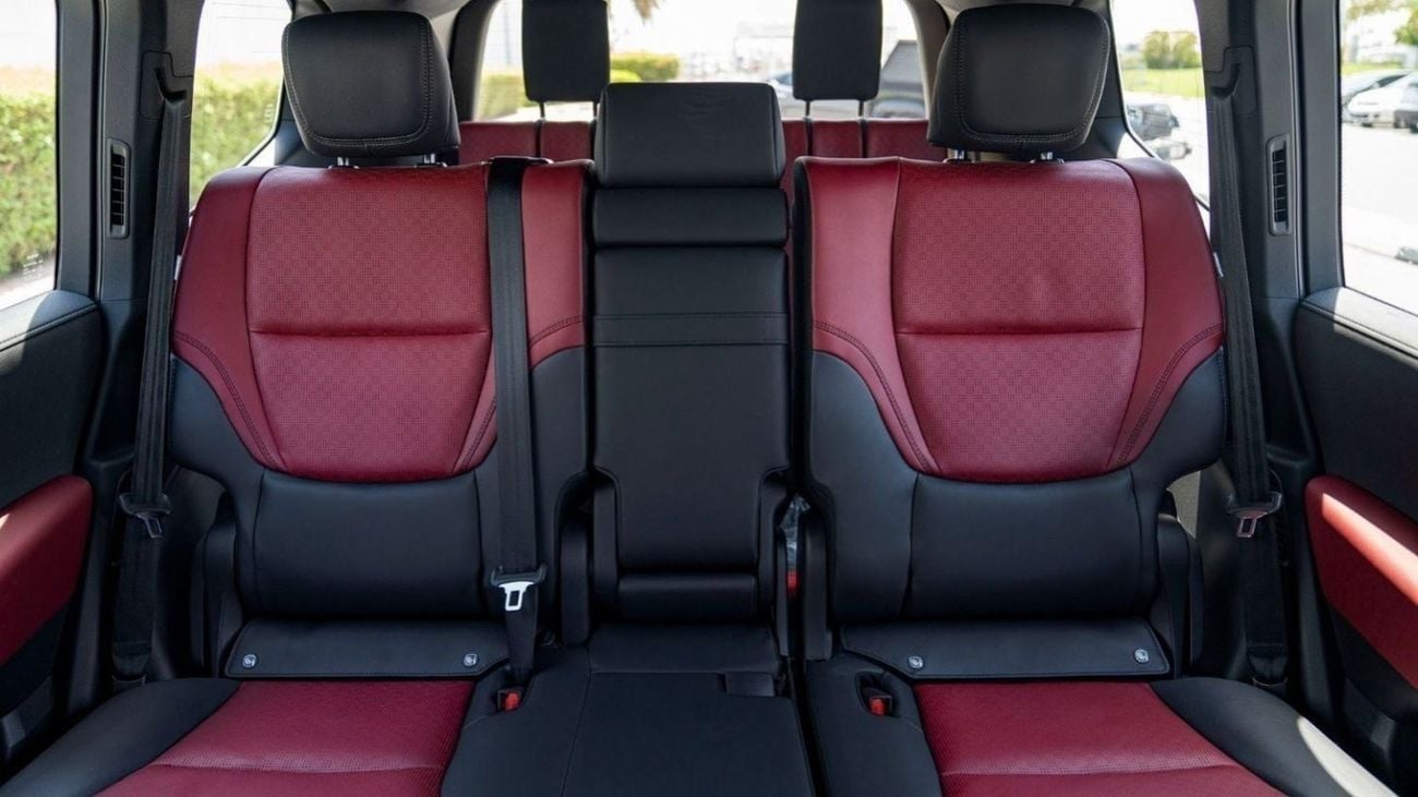 Toyota Land Cruiser LAND CRUISER LC 300 VXR 3.5L petrol MY2024 for export only