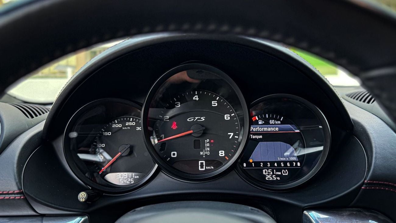 بورش بوكستر 718 GTS 4.0L A/T