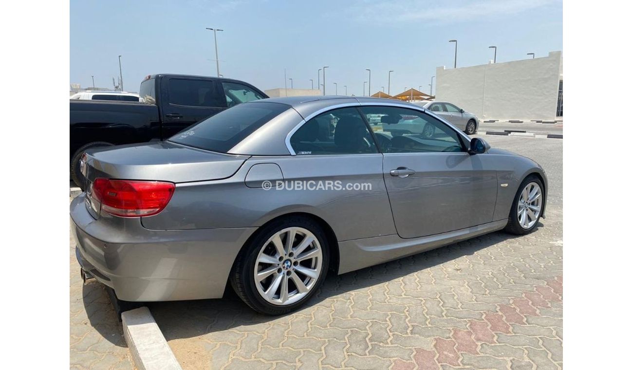 BMW 330i i