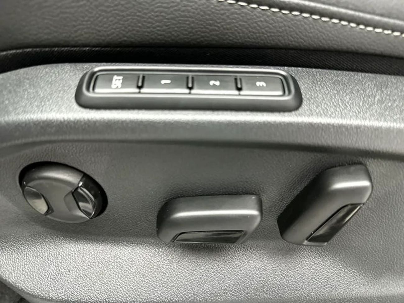 Volkswagen Tiguan Tiguan Elegance With Camera 2L (Ref#43379)