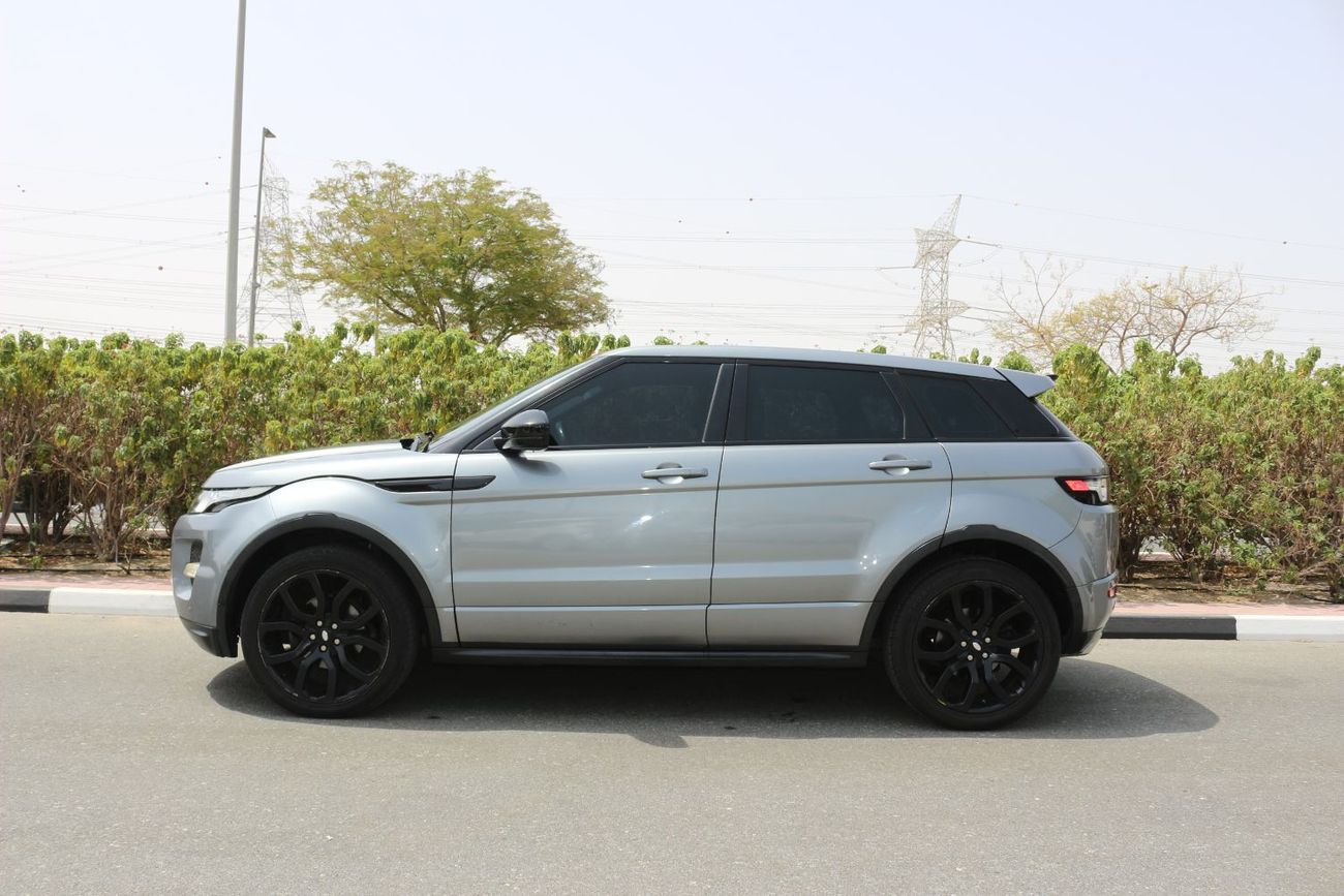 Land Rover Range Rover Evoque HSE Dynamic 2.0L (5 Door) Land Rover Range Rover Evoque 2.0T R-Dynamic S 250 PS 2014