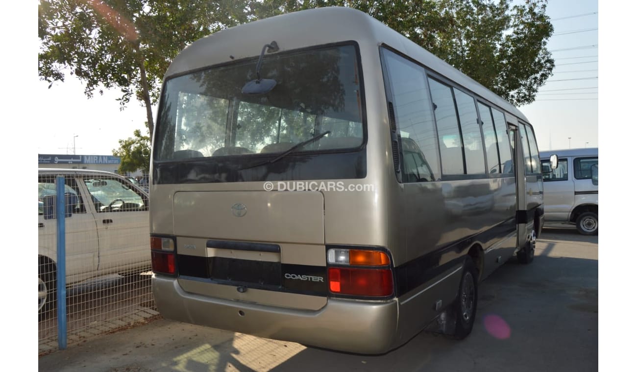 تويوتا كوستر Clean busv