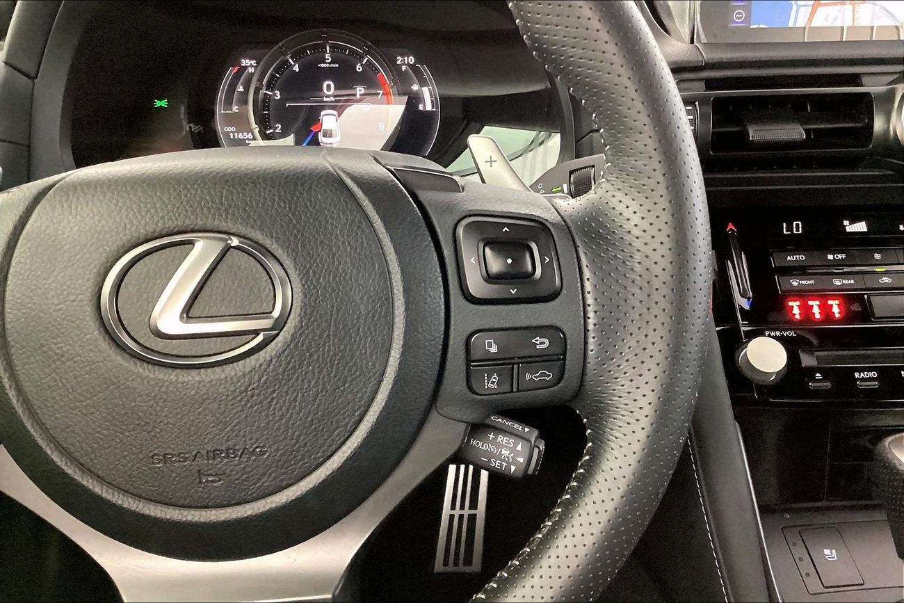 Lexus IS350 F Sport Platinum | Guaranteed Warranty | 0 Down Payment