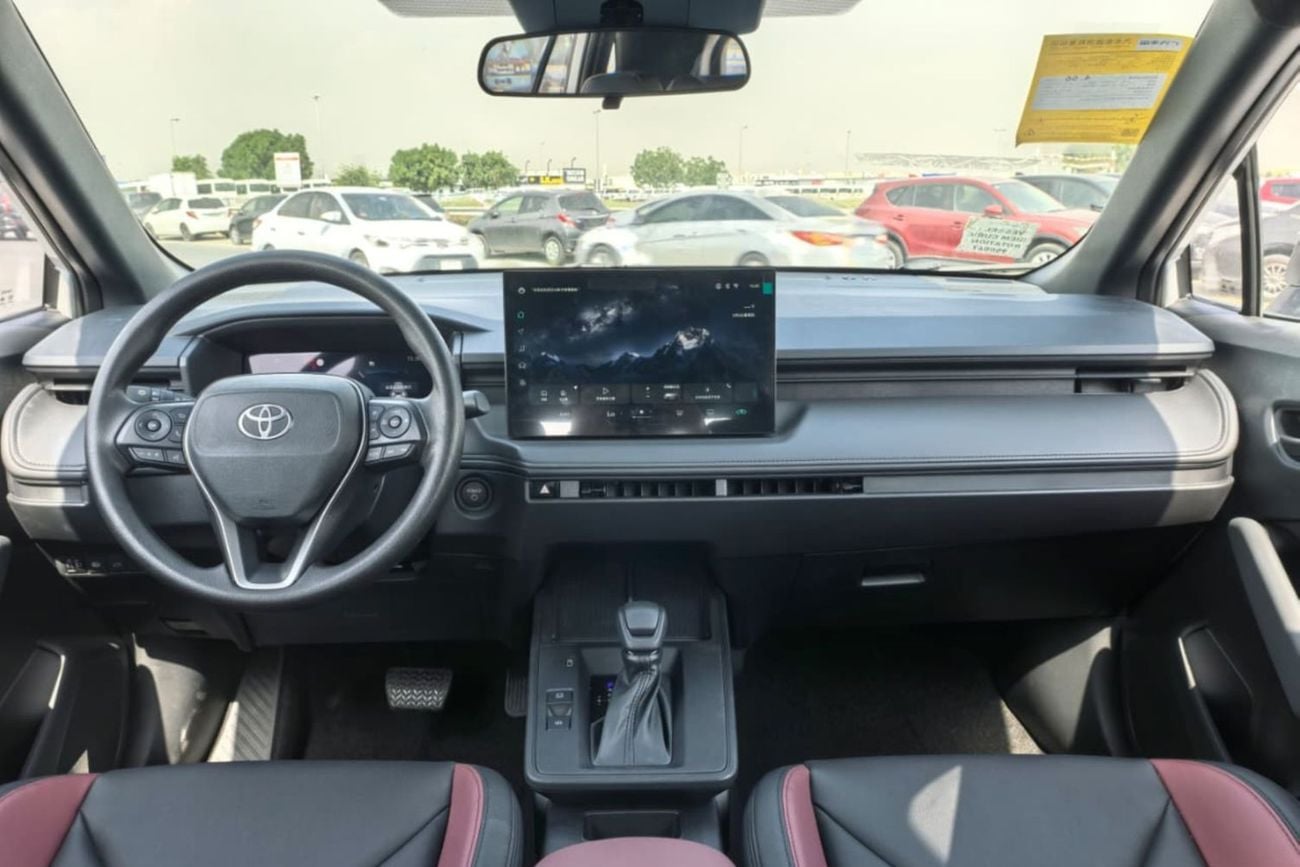 Toyota Frontlander Luxury TOYOTA FRONTLANDER,2.0L,HYBRID,ELITE PLUS,NEW SHAPE,SUNROOF,RADAR,LEATHER SEATS,DRIVER POWER