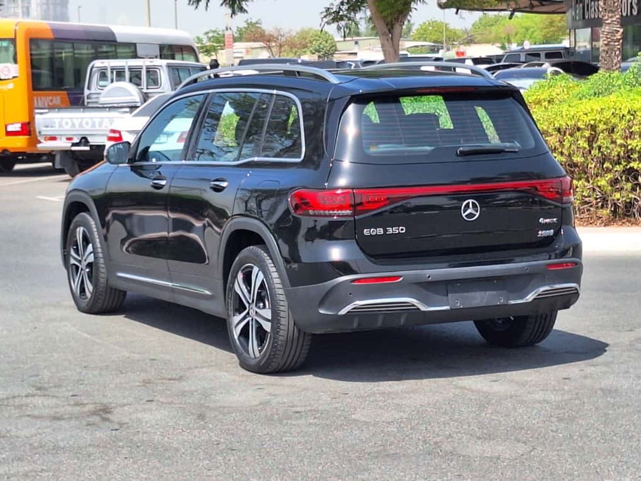 Mercedes-Benz EQB 350 2024 MERCEDES BENZ EQB-350 4 MATIC 7 SEATS