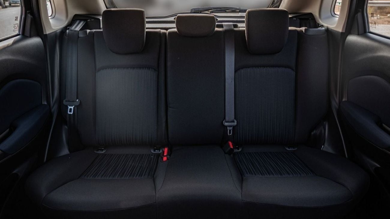 تويوتا ستارلت Toyota starlet 1.5P AT MY2025 – BLACK