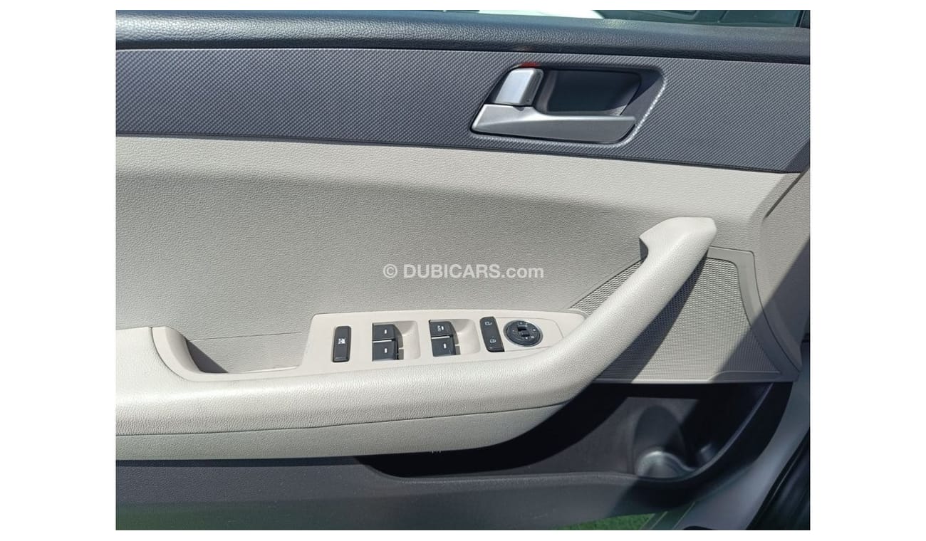 Hyundai Sonata GLS car in excellent condition with no accidents