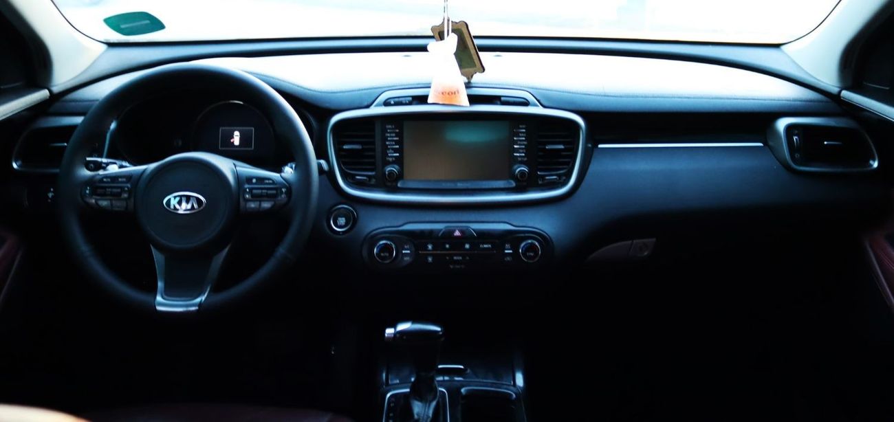 Kia Sorento SX 2017 (GCC ) very good condition without accident