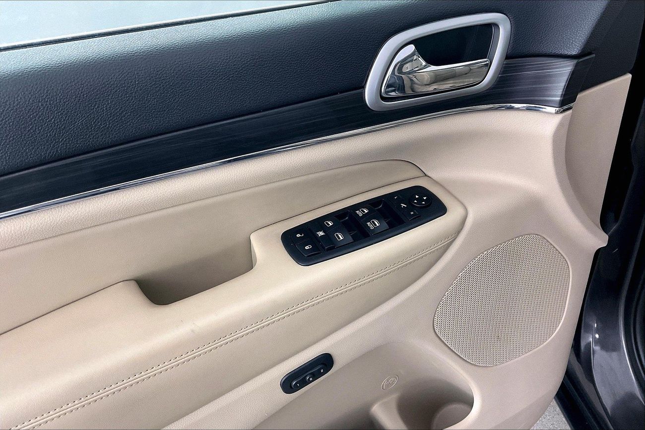 جيب جراند شيروكي Limited | شامل الضمان | 0 ﺪﻔﻋﺓ ﺃﻮﻟﻯ