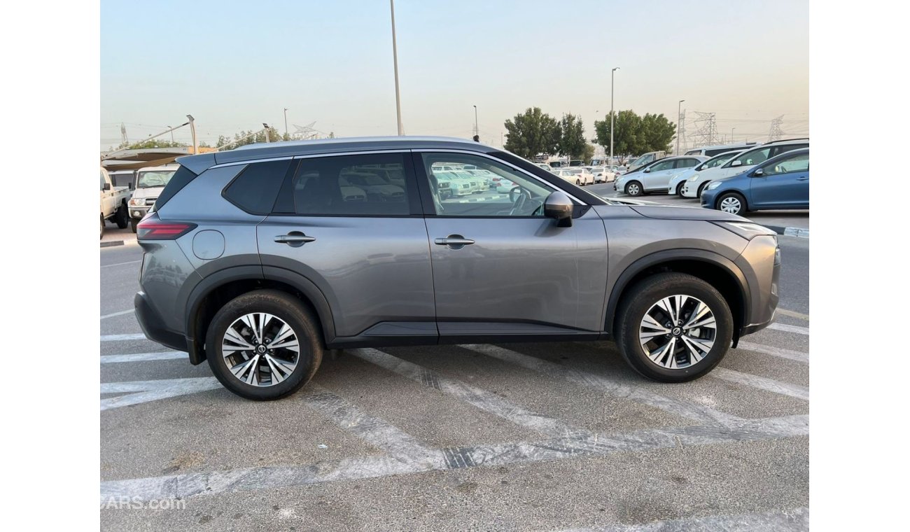 نيسان روج 2021 Nissan Rogue SV Full Option Panoramic view