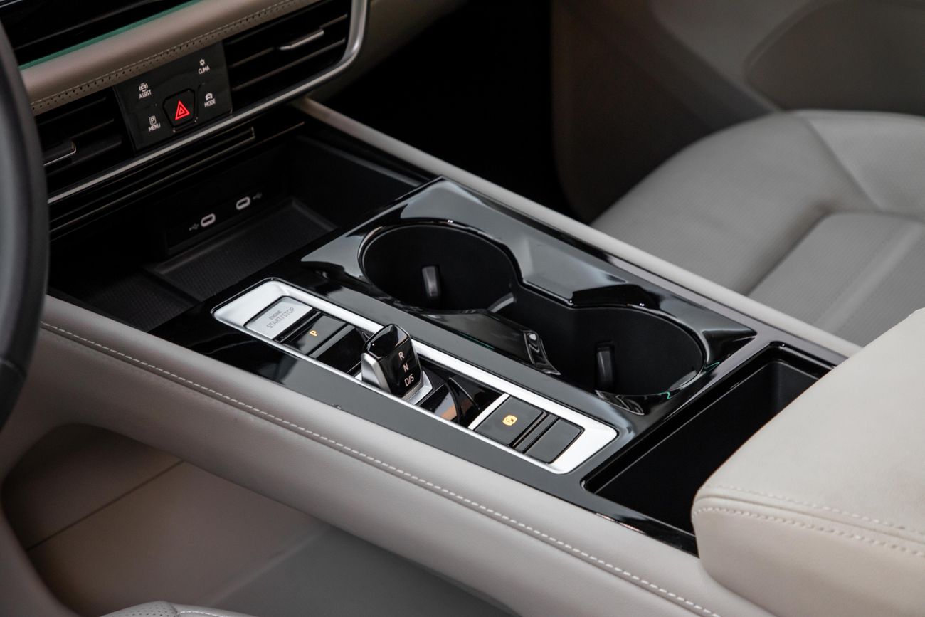 Volkswagen Teramont Teramont Comfortline | 2,938 P.M | 0% Downpayment | Excellent Condition!