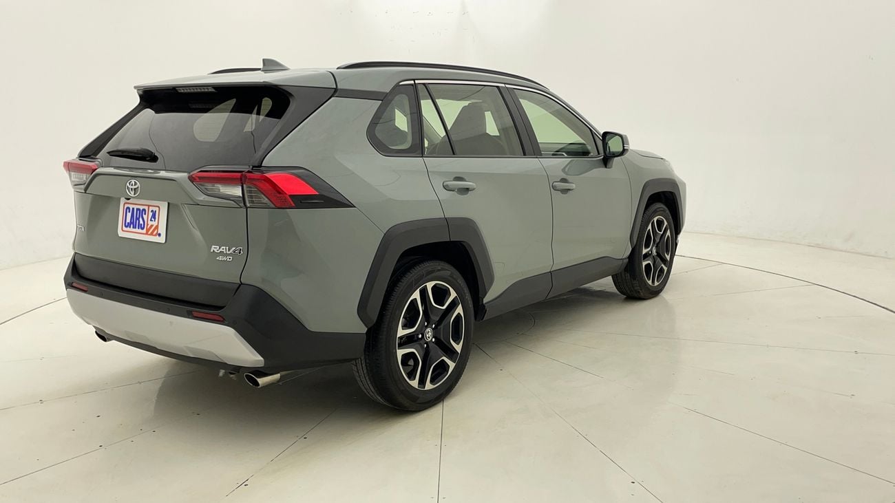 تويوتا راف ٤ ADVENTURE 2.5 | بدون دفعة مقدمة | اختبار القيادة في المنزل
