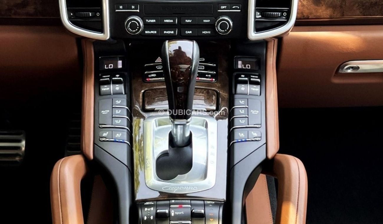 Porsche Cayenne S 2.9L (440 HP) 2018 V6 GCC Full Service History