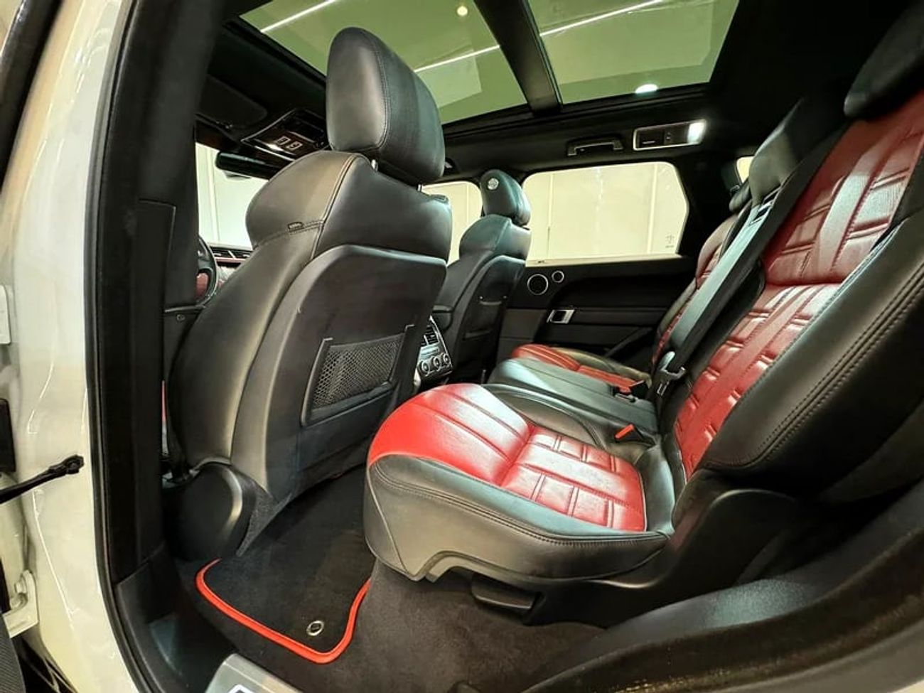 لاند روفر رينج روفر سبورت AUTOBIOGRAPHY SUPERCHARGED RR SPORT V8 // TOP RANGE // FREE ACCIDENTS // GCC