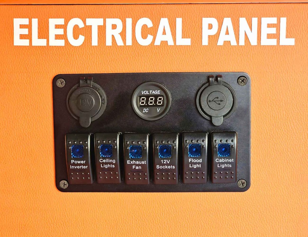 تويوتا هاياس 3.5L DX HIGHROOF / V6 PETROL, A/T, EMERGENCY MEDICAL AMBULANCE (CODE # 68093)