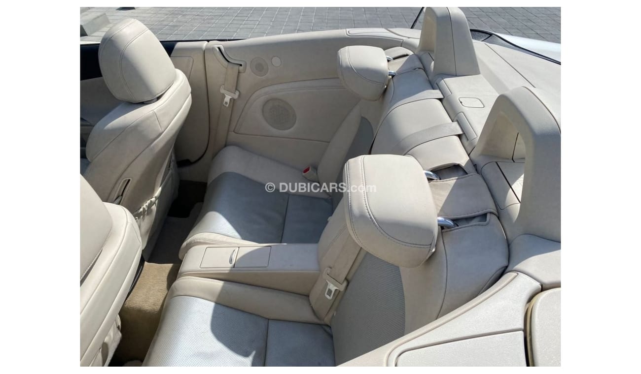 Lexus IS300 Lexus IS 300C || GCC || Hard top Convertible || Very Well Maintained